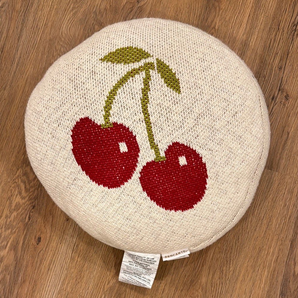 Brocante Cherry Knit Cushion